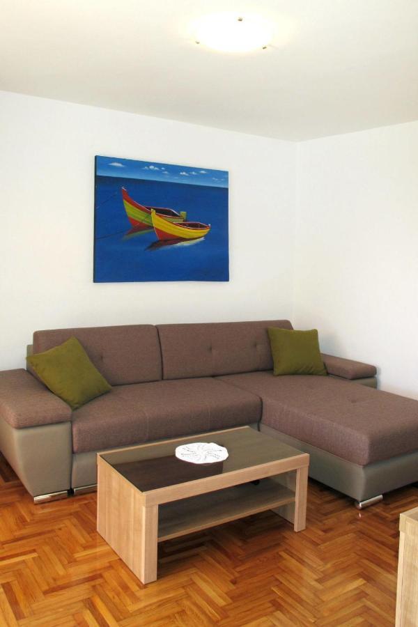 נובי ווינודולסקי Apartment Luka - Nov103 By Interhome מראה חיצוני תמונה
