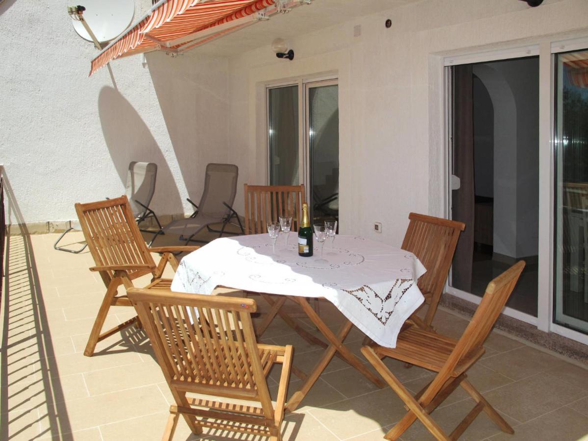 נובי ווינודולסקי Apartment Luka - Nov103 By Interhome מראה חיצוני תמונה